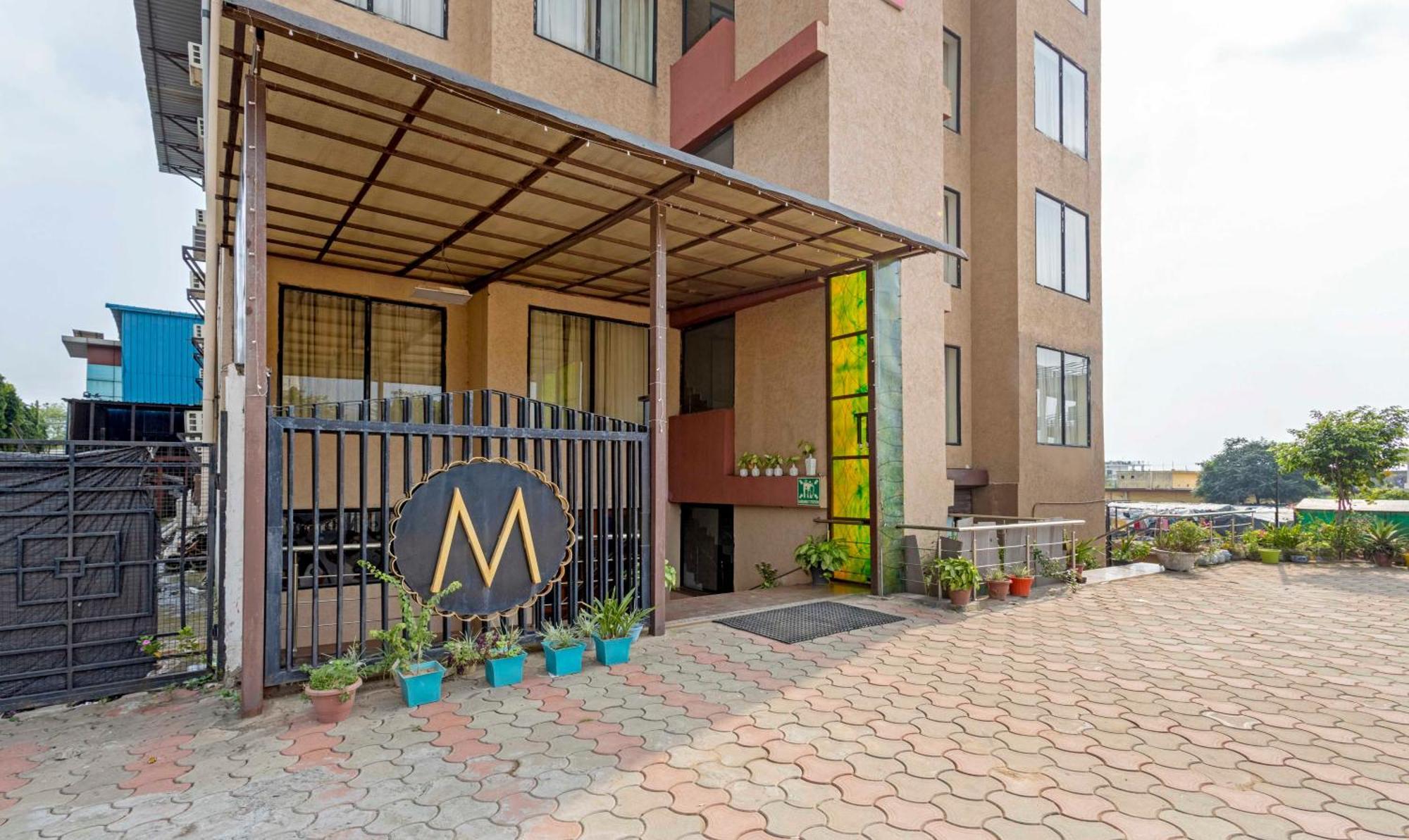 Treebo Maurice Otel Baddi Dış mekan fotoğraf