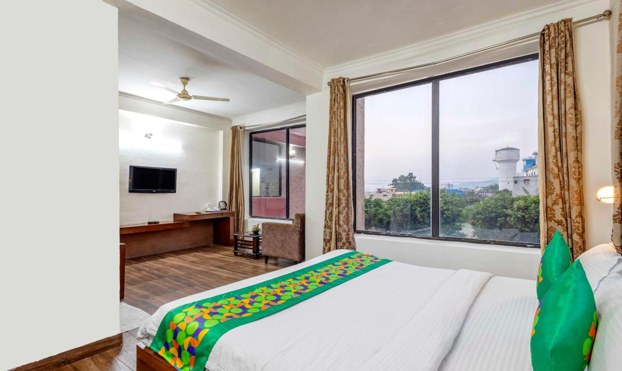 Treebo Maurice Otel Baddi Dış mekan fotoğraf